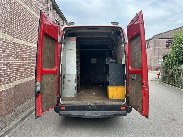 Grote foto volkswagen lt 35 80 kw tdi 2002 gereedschapsbus lage km stand auto aixam