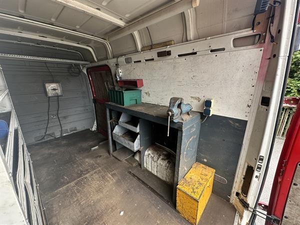 Grote foto volkswagen lt 35 80 kw tdi 2002 gereedschapsbus lage km stand auto aixam
