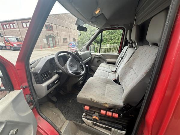 Grote foto volkswagen lt 35 80 kw tdi 2002 gereedschapsbus lage km stand auto aixam