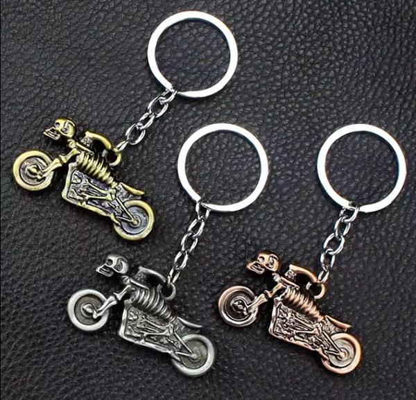 Grote foto sleutelhanger koperen spookrijder motorfiets motoren kleding