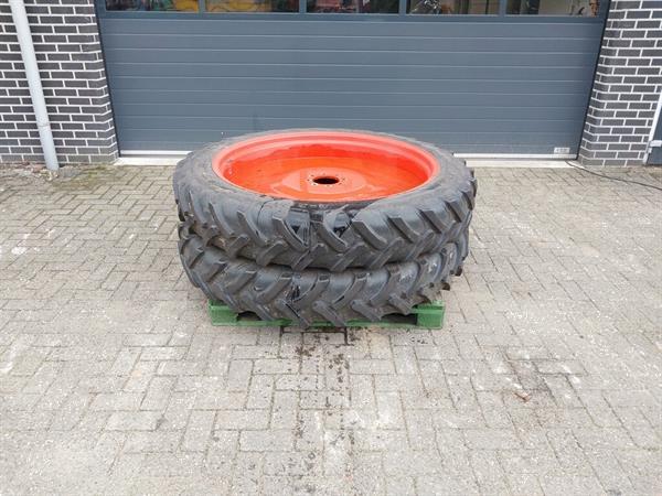 Grote foto cultuurwielen 270 95 r46 11.2 r46 kleine steek claas renault agrarisch wielen