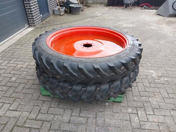 Grote foto cultuurwielen 270 95 r46 11.2 r46 kleine steek claas renault agrarisch wielen