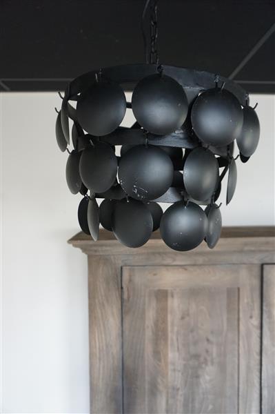 Grote foto hanglamp zwart schijfjes tweede kansje huis en inrichting woningdecoratie