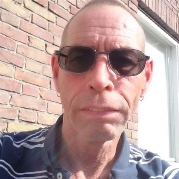 Grote foto zoek sexralatie of eenmaalig sexdate erotiek man zoekt vrouwelijke sekspartner