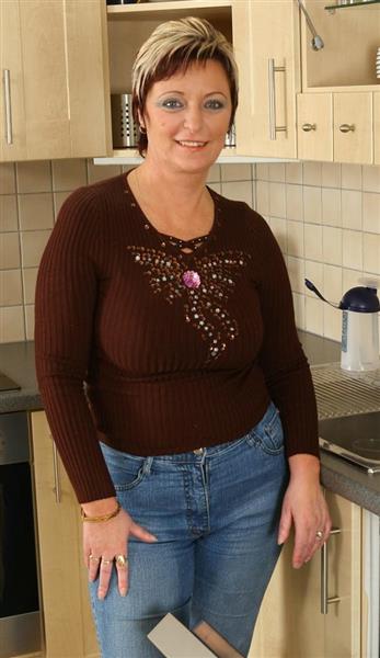 Grote foto mag ik je eens verrassen met wat ik in huis heb contacten en berichten vrouw zoekt man