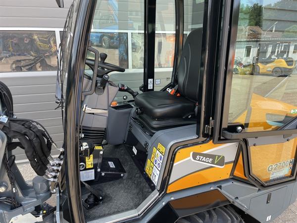 Grote foto giant g2700 hd x tra cabine minishovel nieuw 820 lease agrarisch shovels