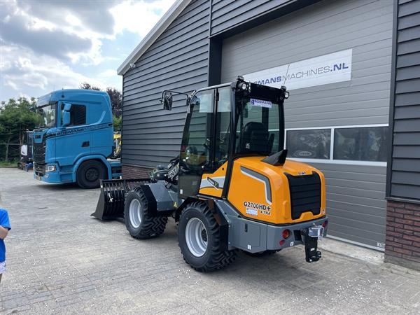 Grote foto giant g2700 hd x tra cabine minishovel nieuw 820 lease agrarisch shovels