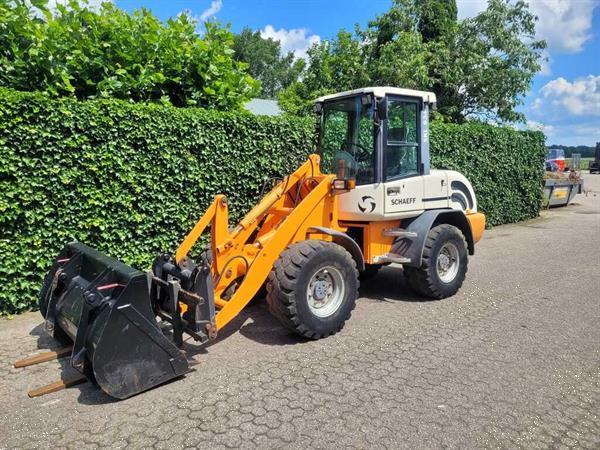 Grote foto schaeff skl834 wiellader shovel terex tl80 agrarisch shovels
