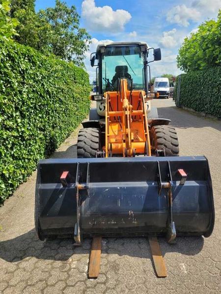 Grote foto schaeff skl834 wiellader shovel terex tl80 agrarisch shovels