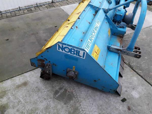 Grote foto nobili klepelmaaier agrarisch maaiers