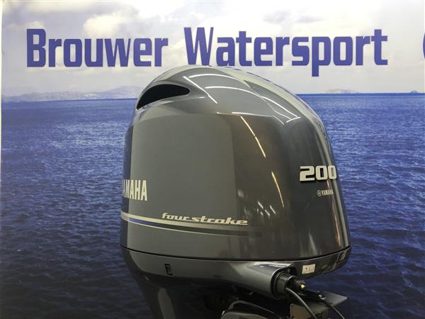 Grote foto yamaha 200 pk nieuwe motor f200fetl watersport en boten buiten en binnenboordmotoren