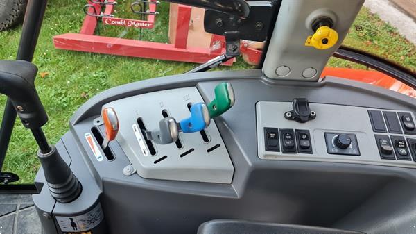 Grote foto kioti nx 6010 hst in nieuw staat met 430 uren uit voorraad leverbaar agrarisch tractoren