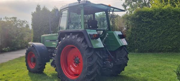 Grote foto fendt 311 lsa turbo matik farmer agrarisch tractoren