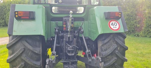 Grote foto fendt 311 lsa turbo matik farmer agrarisch tractoren