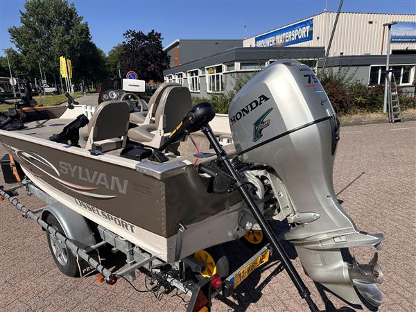 Grote foto sylvan 1600 visboot veel opties honda 75 buitenboordmotor watersport en boten motorboten en jachten