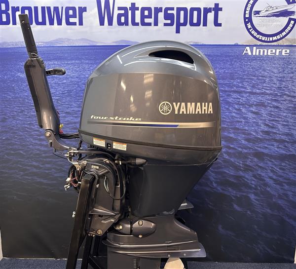 Grote foto yamaha 80 pk buitenboordmotor artnr 0210 big tiller trolling watersport en boten buiten en binnenboordmotoren