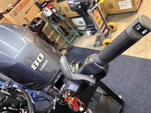Grote foto yamaha 80 pk buitenboordmotor artnr 0210 big tiller trolling watersport en boten buiten en binnenboordmotoren