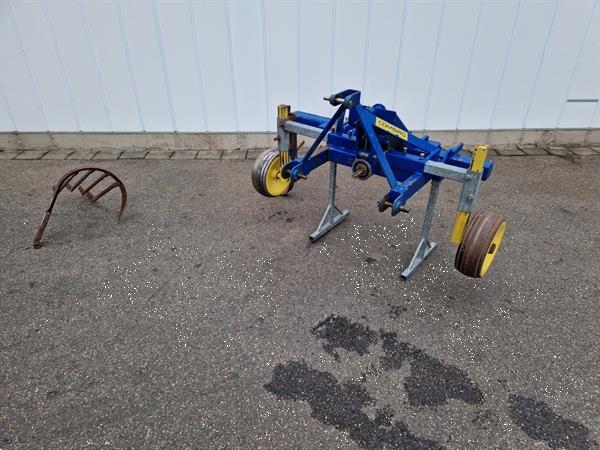 Grote foto schrauwen combiro schudlichter voor bomen agrarisch oogstmachines