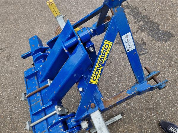 Grote foto schrauwen combiro schudlichter voor bomen agrarisch oogstmachines