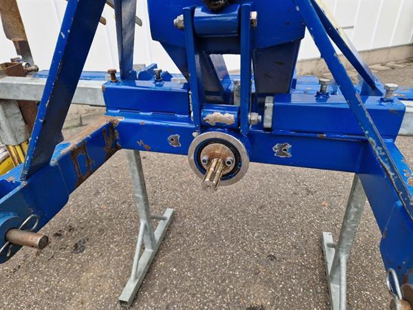 Grote foto schrauwen combiro schudlichter voor bomen agrarisch oogstmachines