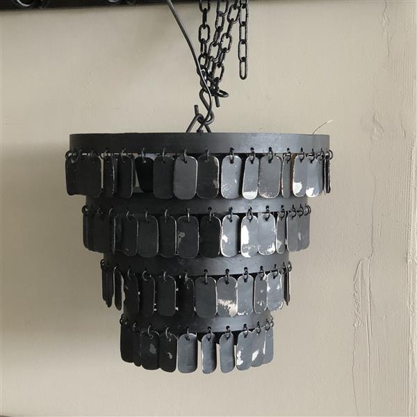 Grote foto hanglamp hangertjes zwart tweede kansje huis en inrichting bankstellen