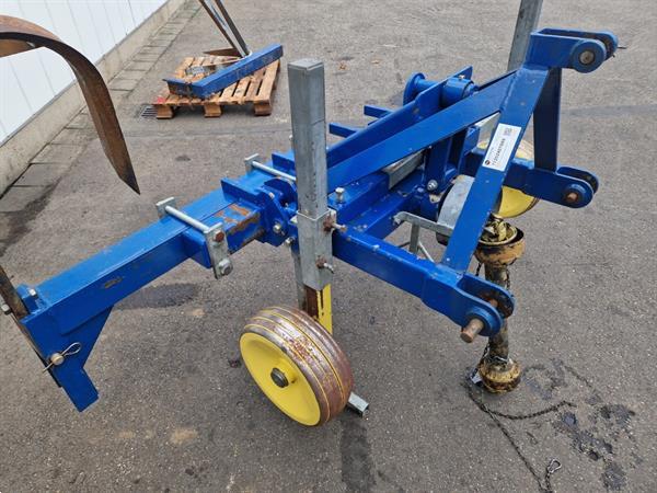 Grote foto schrauwen combiro schudlichter voor bomen agrarisch oogstmachines