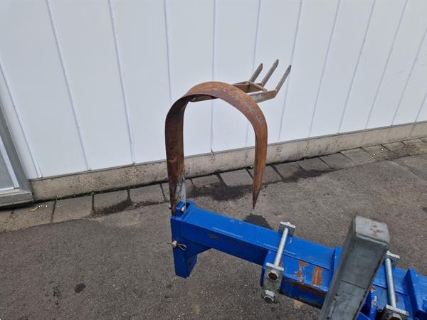 Grote foto schrauwen combiro schudlichter voor bomen agrarisch oogstmachines