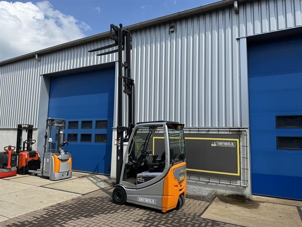 Grote foto vs 21784 elektrische triplex heftruck still rx20 16 bj2018 agrarisch heftrucks