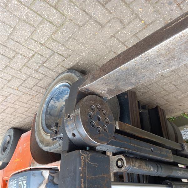 Grote foto toyota 02 7fdf30 triplo 4 5 m vorkenspreider shift agrarisch heftrucks