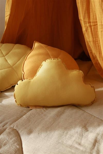 Grote foto linnen wolkenkussen mango moi mili wolk kinderen en baby complete kinderkamers