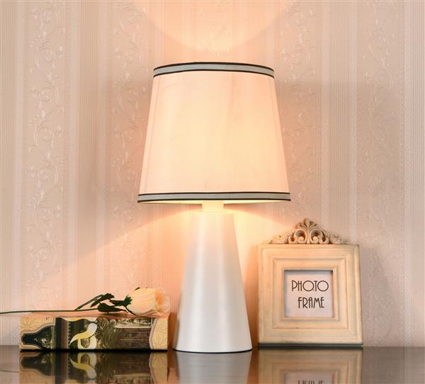 Grote foto tafellamp modern wit ijzer 41 cm valott papu huis en inrichting overige