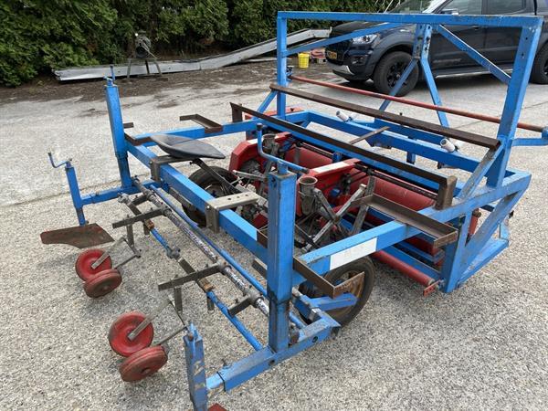 Grote foto mas plantmachine folie agrarisch zaaimachines