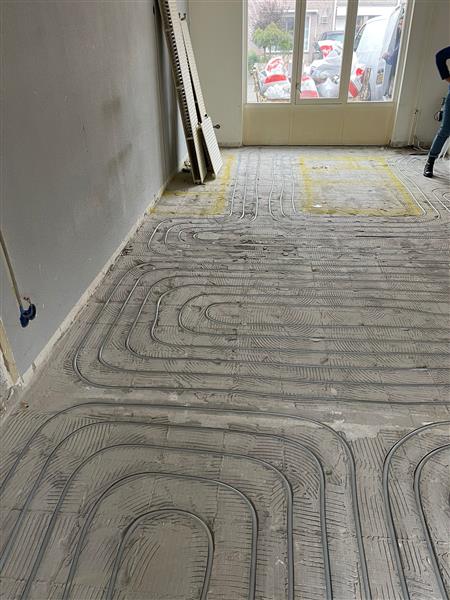Grote foto vloerverwarming diensten en vakmensen loodgieters en installateurs