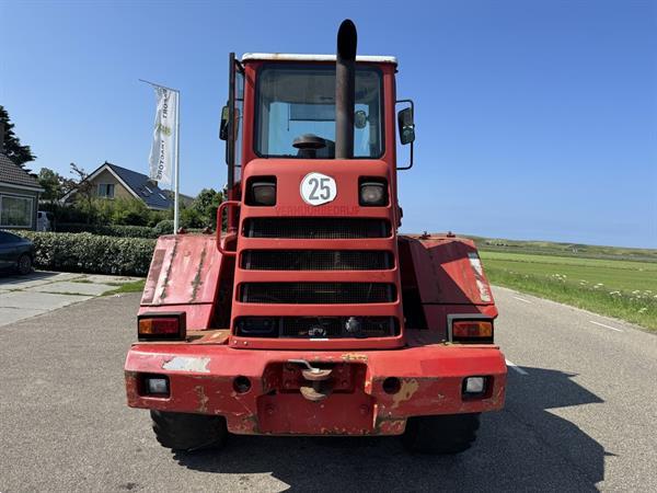 Grote foto fiat hitachi w110 agrarisch shovels