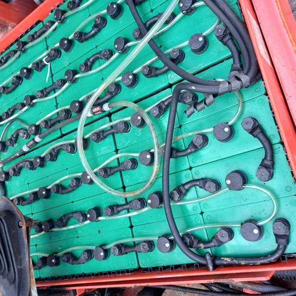 Grote foto linde e25 elektrische heftruck triplo 6 m 2016 accu agrarisch heftrucks