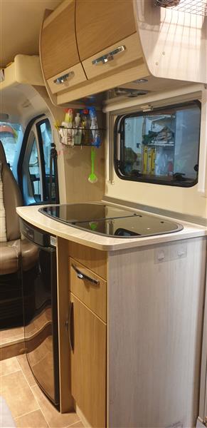 Grote foto b rstner nexxo t 569 compact euro 5 570cm lang caravans en kamperen campers