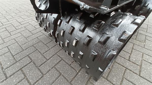 Grote foto verdichtingswals cw30 opname doe het zelf en verbouw aanbouwdelen