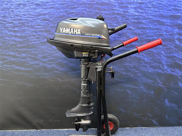 Grote foto yamaha 4 pk buitenboordmotor artnr 3467. f4amhs watersport en boten buiten en binnenboordmotoren