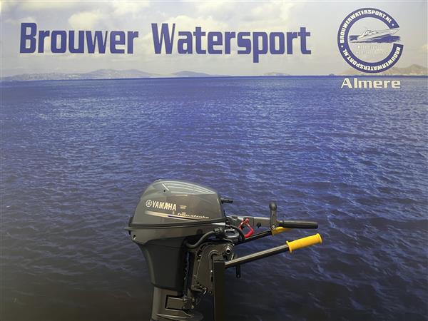 Grote foto yamaha 9.9 pk buitenboordmotor artnr 0289 bijna nieuw watersport en boten buiten en binnenboordmotoren