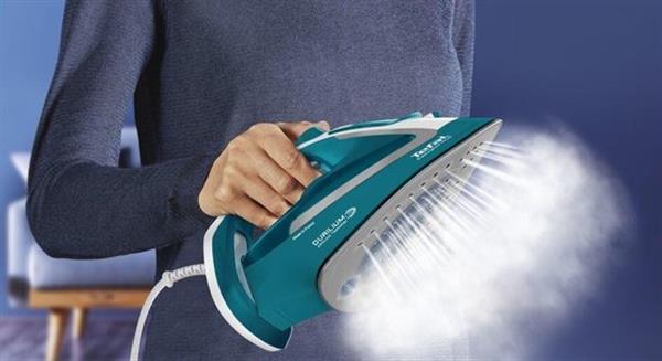 Grote foto tefal easygliss plus stoomstrijkijzer fv5737 waterdruppels ivm testen verpakking beschadigd witgoed en apparatuur algemeen