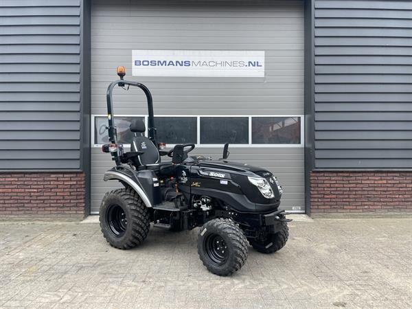 Grote foto solis 26 hst minitractor black edition garden pro nieuw agrarisch tractoren