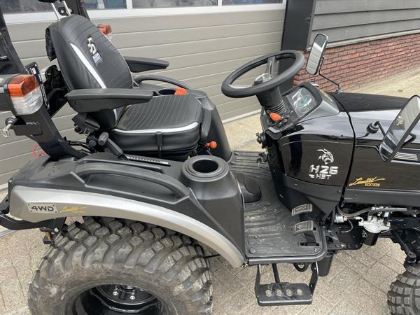 Grote foto solis 26 hst minitractor black edition garden pro nieuw agrarisch tractoren