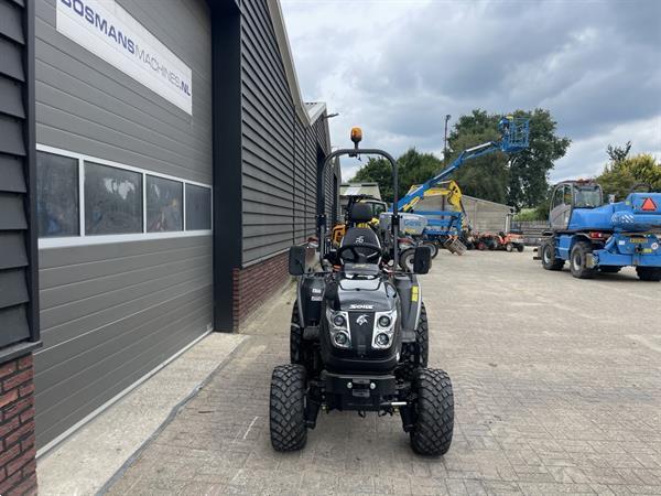 Grote foto solis 26 hst minitractor black edition garden pro nieuw agrarisch tractoren