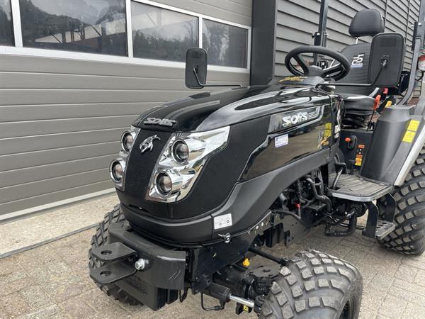 Grote foto solis 26 hst minitractor black edition garden pro nieuw agrarisch tractoren