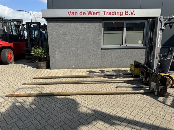 Grote foto tapijtdoorn heftruck fem 3 doe het zelf en verbouw aanbouwdelen