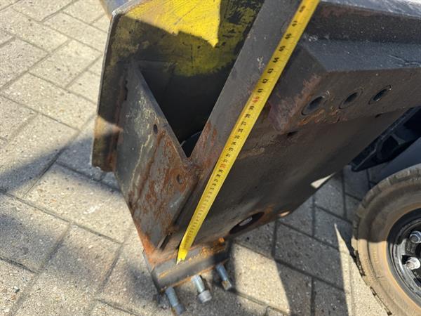 Grote foto tapijtdoorn heftruck fem 3 doe het zelf en verbouw aanbouwdelen