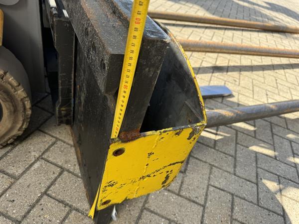 Grote foto tapijtdoorn heftruck fem 3 doe het zelf en verbouw aanbouwdelen