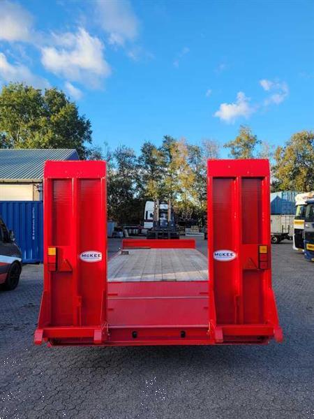 Grote foto mckee oprijwagen 16 tons en 10 tons nieuw overjarig doe het zelf en verbouw trailers