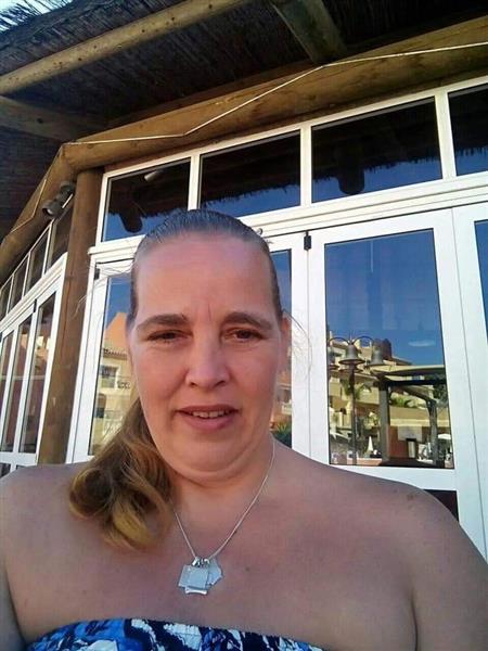 Grote foto een engel gezocht diversen levensmiddelen
