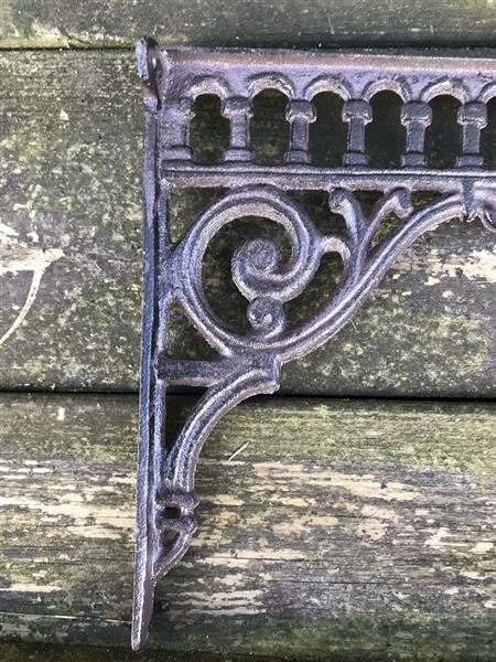 Grote foto fraaie boek steun wandhouder ondersteuning antiek tuin en terras tuindecoratie